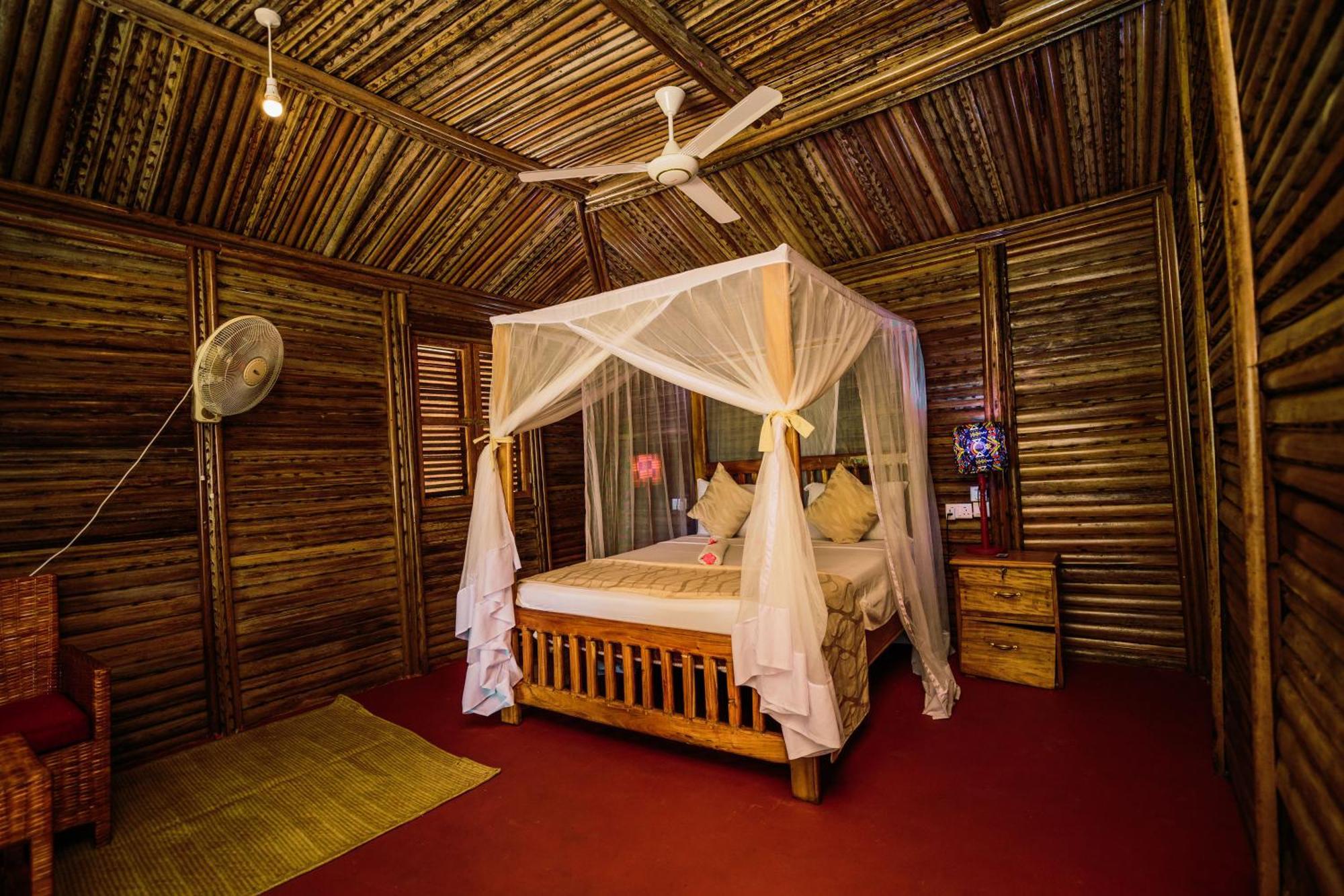 Maisara Mafia Beach Lodge Кіліндоні Екстер'єр фото